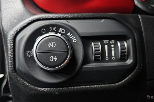 2022 Jeep Wrangler с пробегом 72 379 км