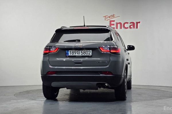 2022 Jeep Compass с пробегом 63 938 км