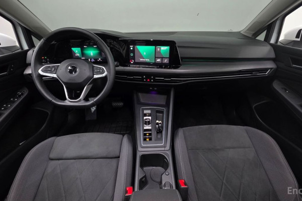 2022 Volkswagen Golf с пробегом 46 344 км