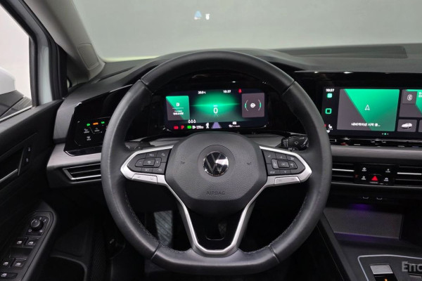 2022 Volkswagen Golf с пробегом 46 344 км