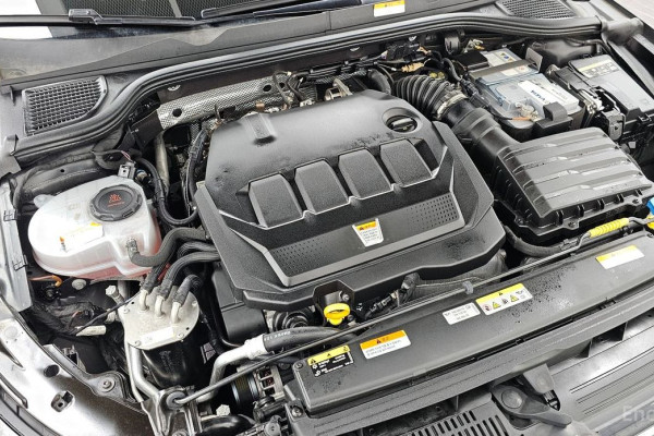 2022 Volkswagen Golf с пробегом 86 024 км