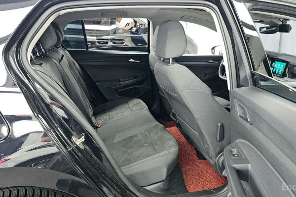 2022 Volkswagen Golf с пробегом 86 024 км