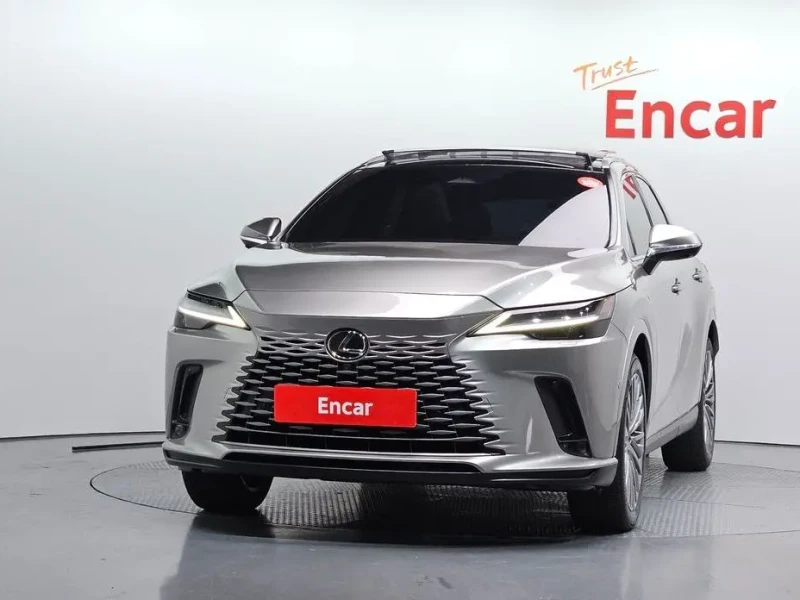 2023 Lexus RX с пробегом 63 223 км