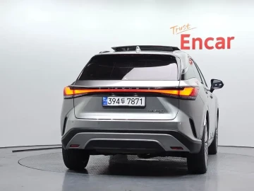 2023 Lexus RX с пробегом 63 223 км