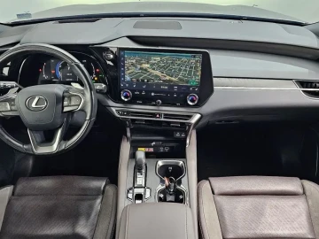 2023 Lexus RX с пробегом 63 223 км