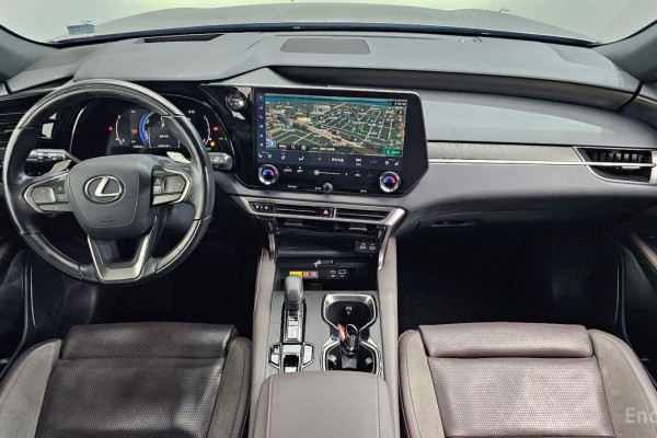 2023 Lexus RX с пробегом 63 223 км