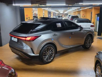 2023 Lexus RX с пробегом 39 660 км