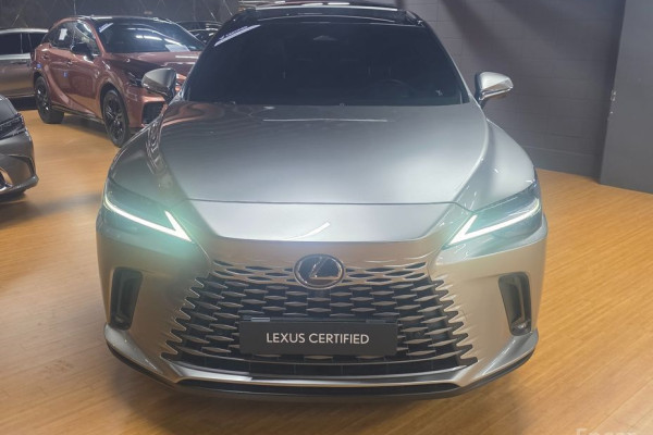2023 Lexus RX с пробегом 39 660 км