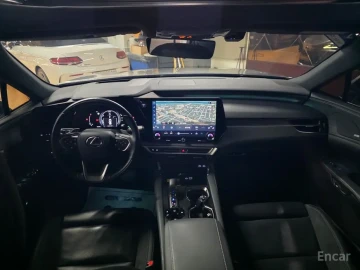 2023 Lexus RX с пробегом 39 660 км
