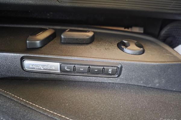 2022 Volkswagen Golf с пробегом 22 560 км