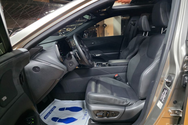 2023 Lexus RX с пробегом 39 660 км