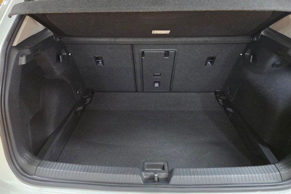 2022 Volkswagen Golf с пробегом 22 560 км