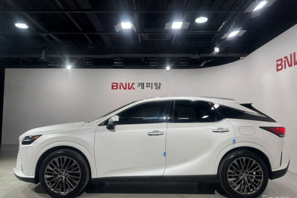 2023 Lexus RX с пробегом 112 989 км