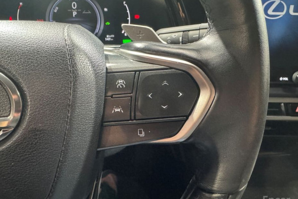 2023 Lexus RX с пробегом 112 989 км