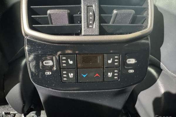 2023 Lexus RX с пробегом 112 989 км