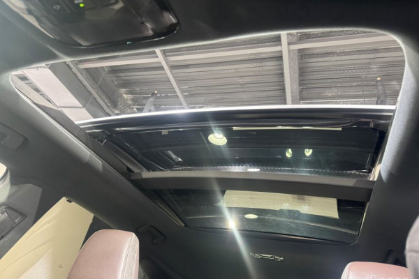 2023 Lexus RX с пробегом 112 989 км