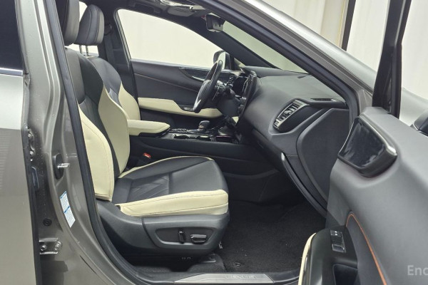 2023 Lexus NX с пробегом 26 128 км