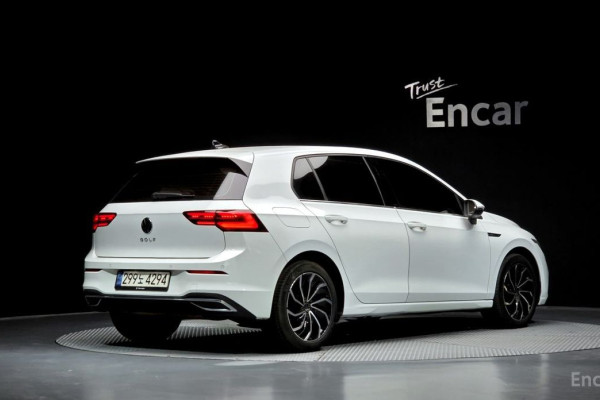 2022 Volkswagen Golf с пробегом 47 351 км