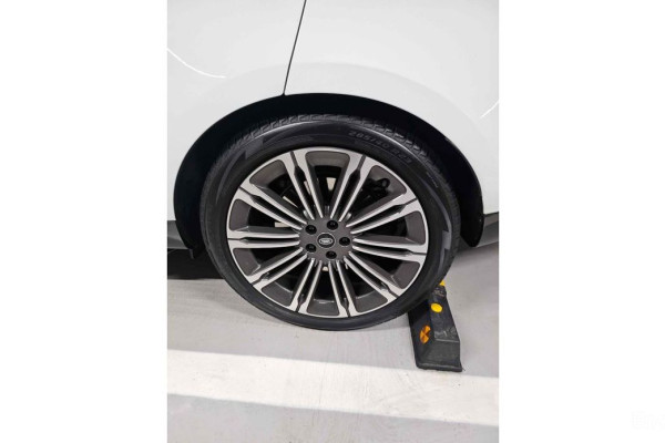 2023 Land Rover Range Rover с пробегом 7 337 км