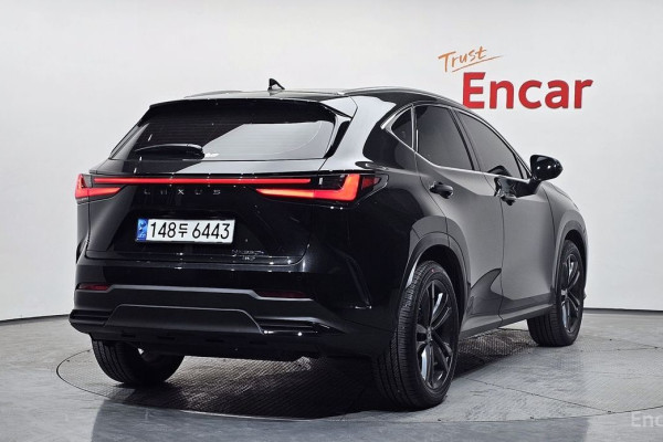 2023 Lexus NX с пробегом 14 730 км