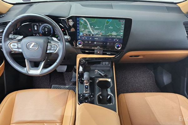 2023 Lexus NX с пробегом 14 730 км