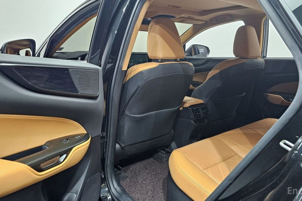 2023 Lexus NX с пробегом 14 730 км