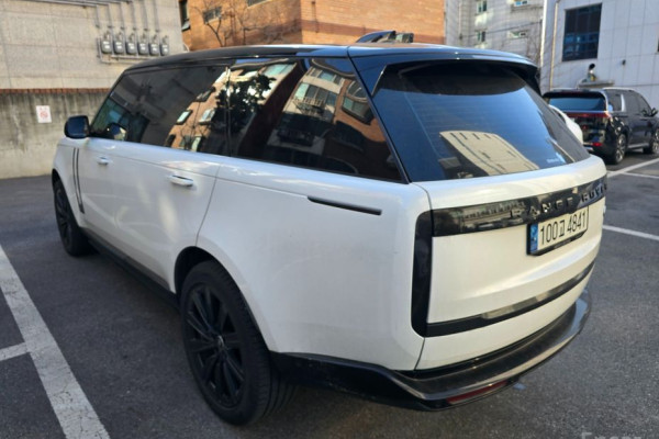 2023 Land Rover Range Rover с пробегом 32 154 км
