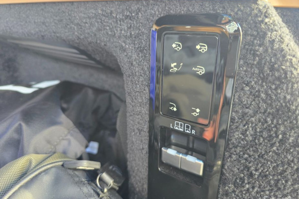 2023 Land Rover Range Rover с пробегом 32 154 км