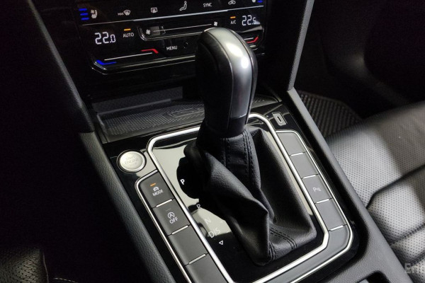 2022 Volkswagen Passat с пробегом 103 934 км