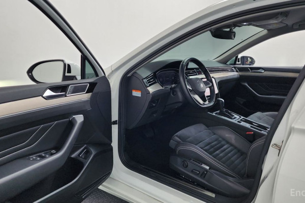 2021 Volkswagen Passat с пробегом 40 191 км