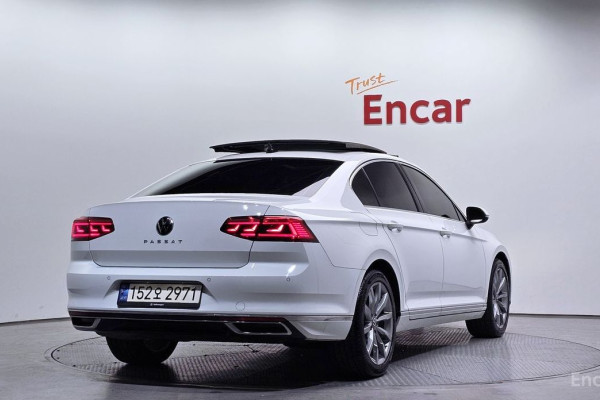 2022 Volkswagen Passat с пробегом 38 584 км