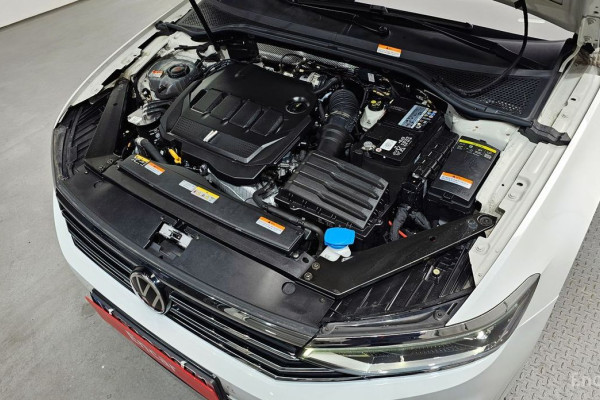 2022 Volkswagen Passat с пробегом 38 584 км