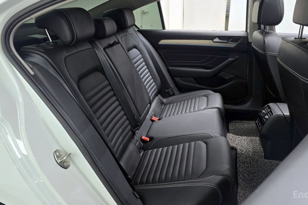 2022 Volkswagen Passat с пробегом 38 584 км