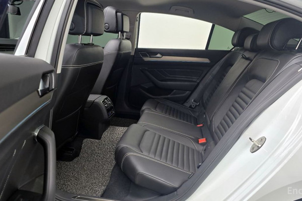 2022 Volkswagen Passat с пробегом 38 584 км