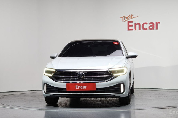 2022 Volkswagen Jetta с пробегом 35 759 км