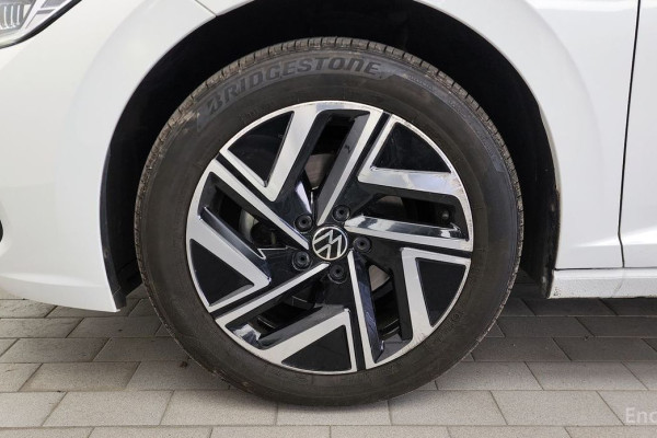 2022 Volkswagen Jetta с пробегом 35 759 км