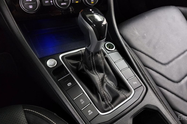 2022 Volkswagen Jetta с пробегом 35 759 км