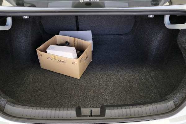 2022 Volkswagen Jetta с пробегом 35 759 км