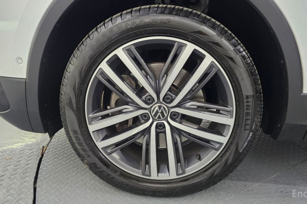 2022 Volkswagen Tiguan с пробегом 29 815 км