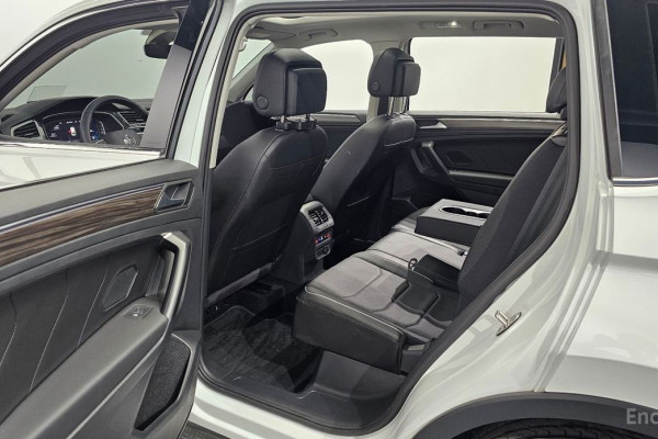 2022 Volkswagen Tiguan с пробегом 29 815 км