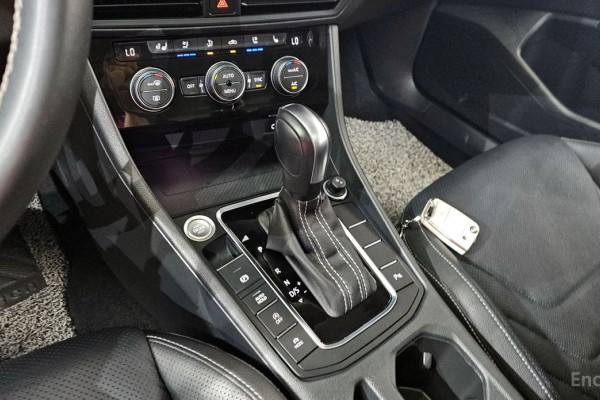 2021 Volkswagen Jetta с пробегом 51 109 км