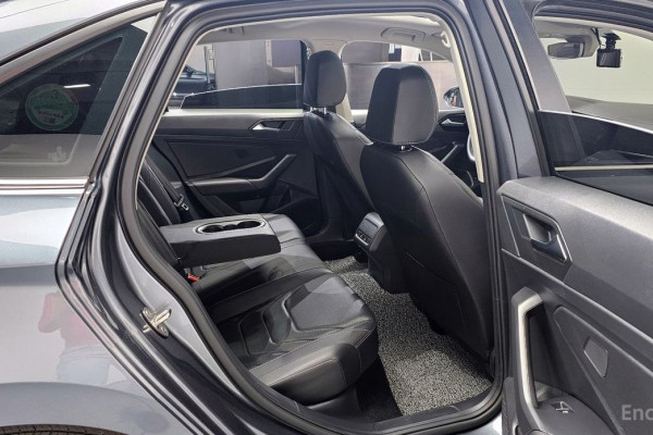 2021 Volkswagen Jetta с пробегом 51 109 км