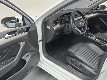 2022 Volkswagen Passat с пробегом 75 027 км