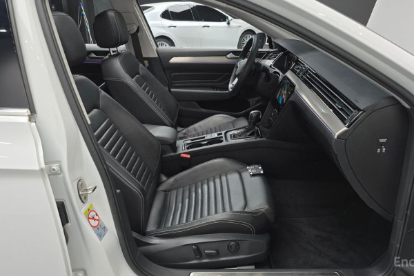 2022 Volkswagen Passat с пробегом 75 027 км