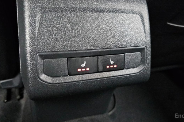 2022 Volkswagen Jetta с пробегом 65 941 км