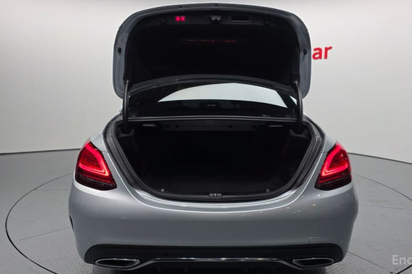 2021 Mercedes-Benz C-Класс AMG с пробегом 24 981 км