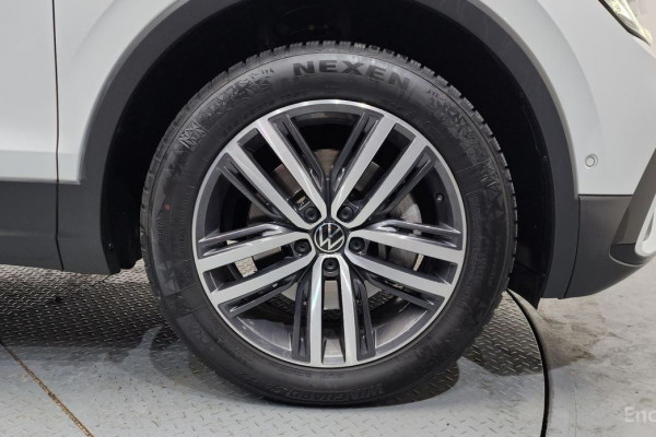 2022 Volkswagen Tiguan с пробегом 32 413 км