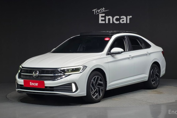 2022 Volkswagen Jetta с пробегом 23 968 км