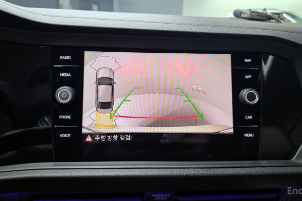 2022 Volkswagen Jetta с пробегом 23 968 км