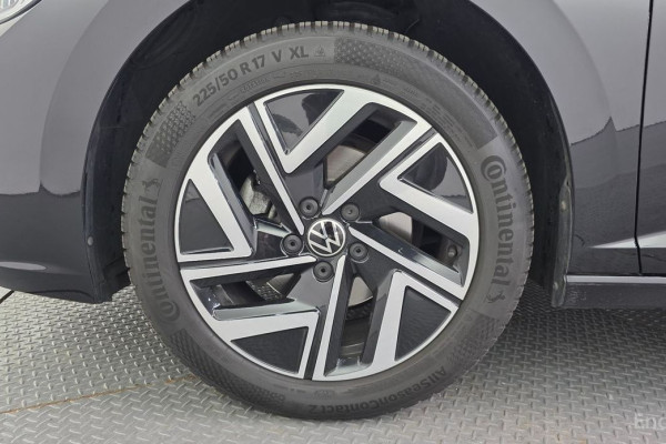 2022 Volkswagen Jetta с пробегом 48 711 км